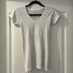 Lululemon Swiftly Short Sleeve - Like New